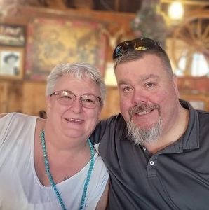 Meet your Posher, Robin